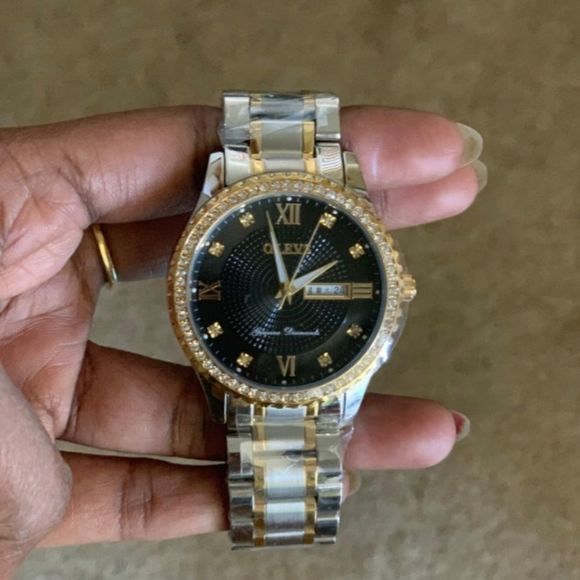 Gold Waterproof OLEVS watch with original box!! - Picture 1 of 2